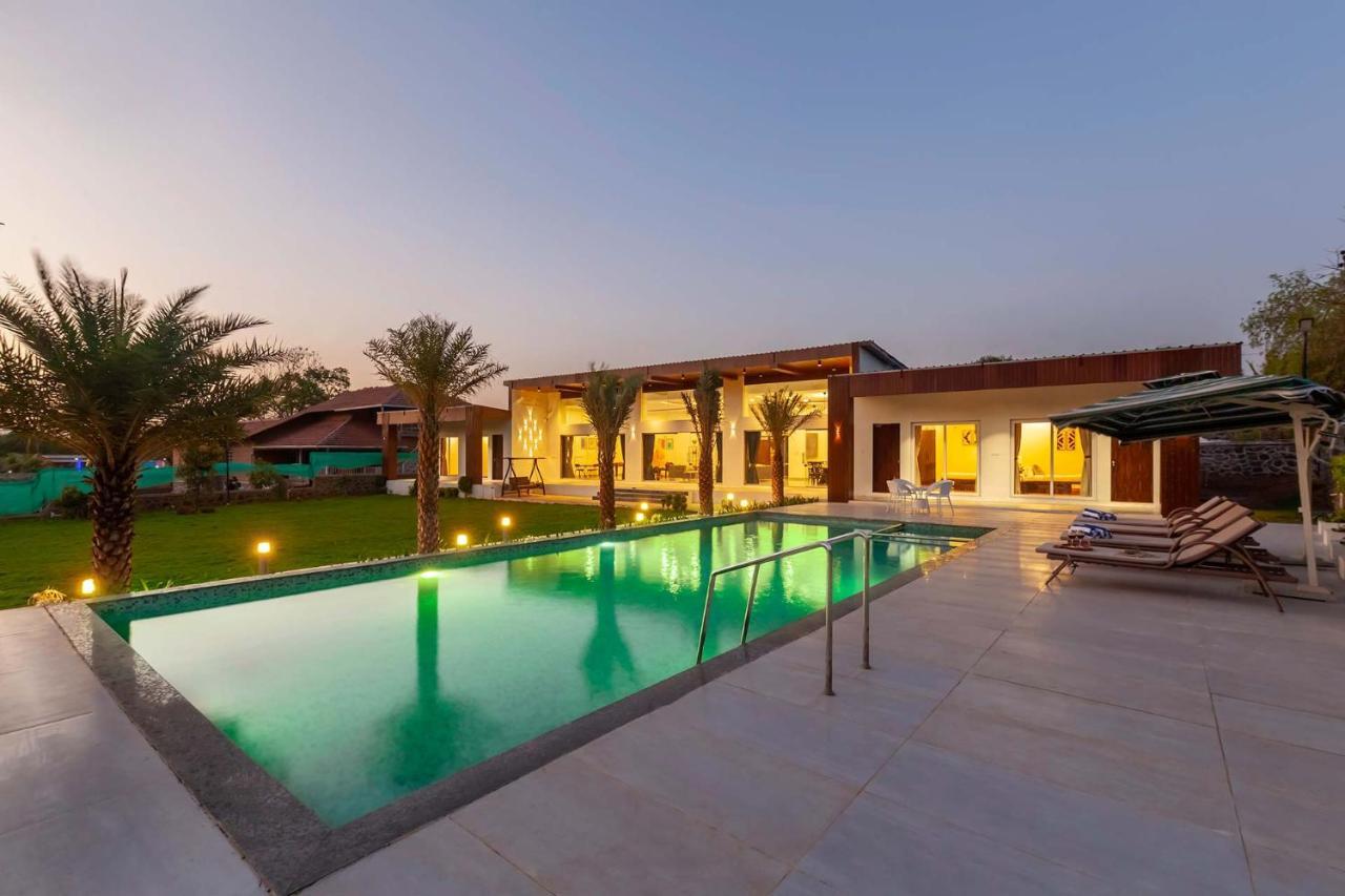 Natures Odyssey By Stayvista - Amidst Lush Greenery With Outdoor Pool And Indoor Activities Chinchavli المظهر الخارجي الصورة