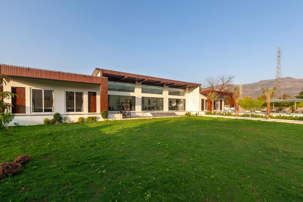 Natures Odyssey By Stayvista - Amidst Lush Greenery With Outdoor Pool And Indoor Activities Chinchavli المظهر الخارجي الصورة