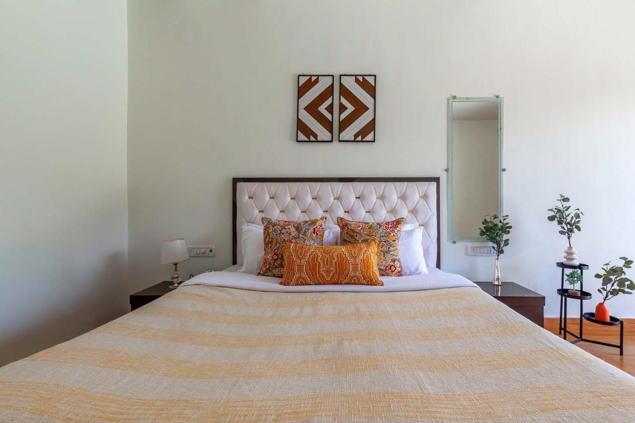 Natures Odyssey By Stayvista - Amidst Lush Greenery With Outdoor Pool And Indoor Activities Chinchavli المظهر الخارجي الصورة