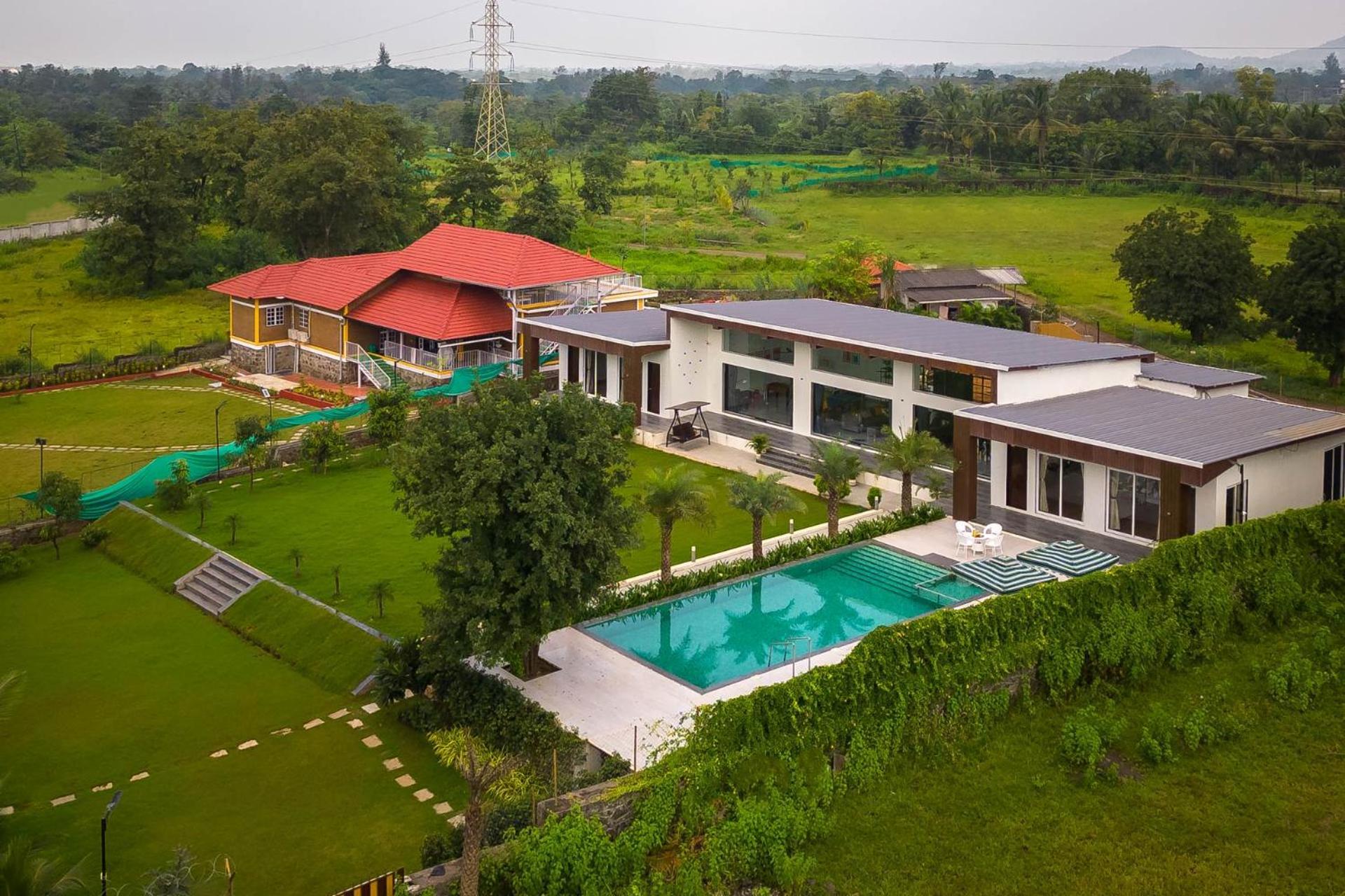 Natures Odyssey By Stayvista - Amidst Lush Greenery With Outdoor Pool And Indoor Activities Chinchavli المظهر الخارجي الصورة